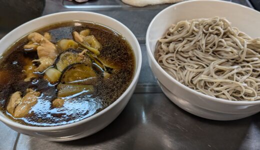 20240619　鶏肉とズッキーニのつけ蕎麦　～ スープが染み込んだズッキーニが旨い。簡単でボリュームたっぷりのつけ蕎麦レシピ！！ ～